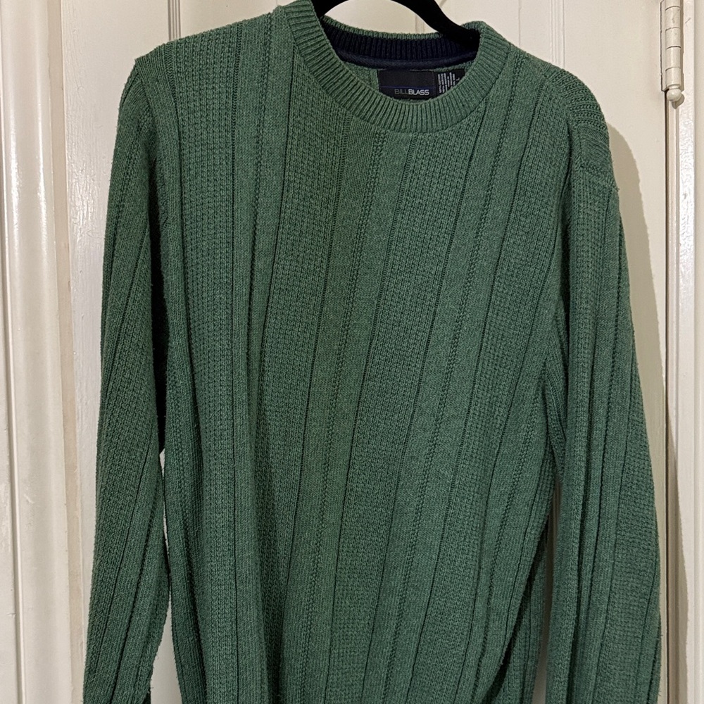 Bill Blass Green Ribbed Crewneck Sweater